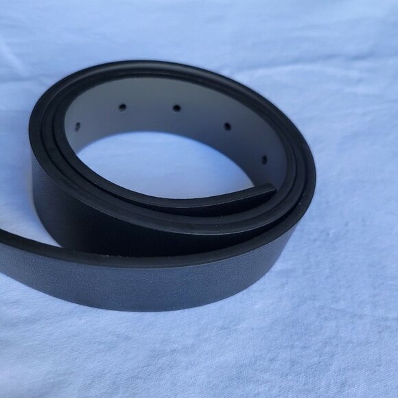 MEN'S INC Reversible Faux Leather Belt. Size 34-36 - Picture 6 of 12